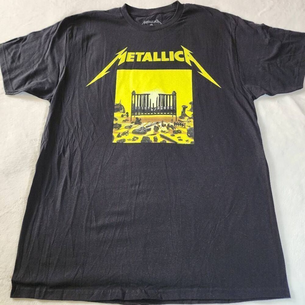 Metallica 72 Seasons Black Tshirt With Graphics Size XL New Without Tags
